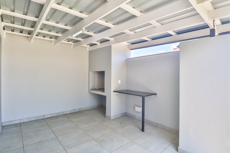 1 Bedroom Property for Sale in Melodie North West